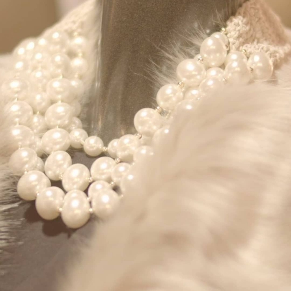 đ¤Luxurious Cream & Brown faux fur scarfđ¤ - Picture 11 of 16